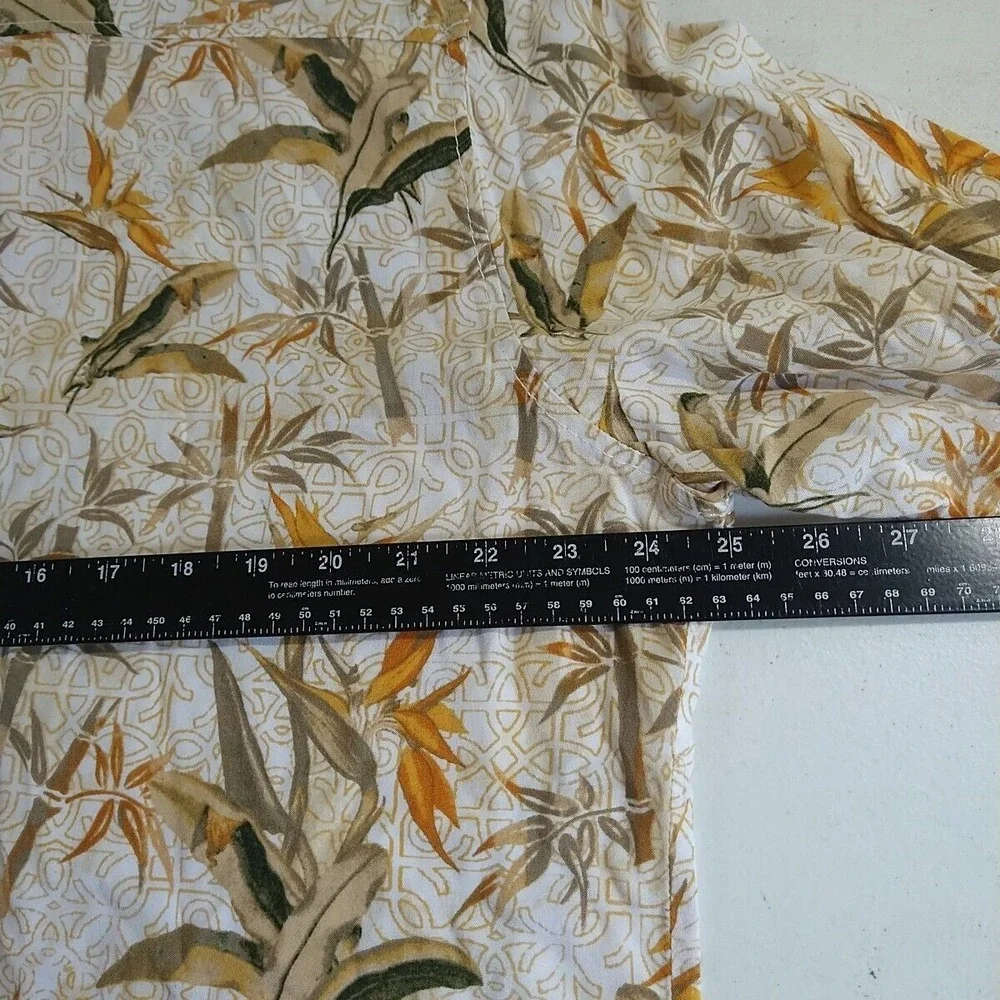 Margaritaville‎ Shirt Mens XL Tan Green Floral Tropical Hawaiian Island Vacation